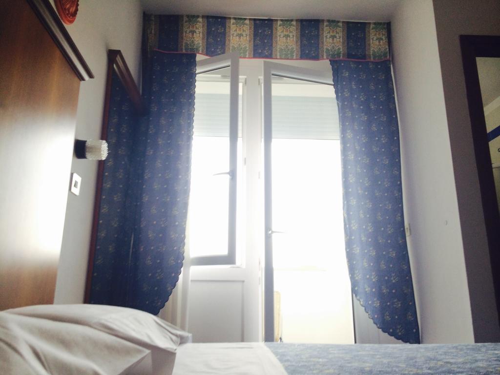Hotel Villa Candia Lignano Sabbiadoro Kamer foto